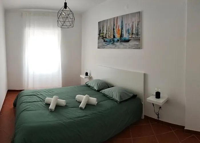 Casas Da Cacilda Ii * 纳扎雷